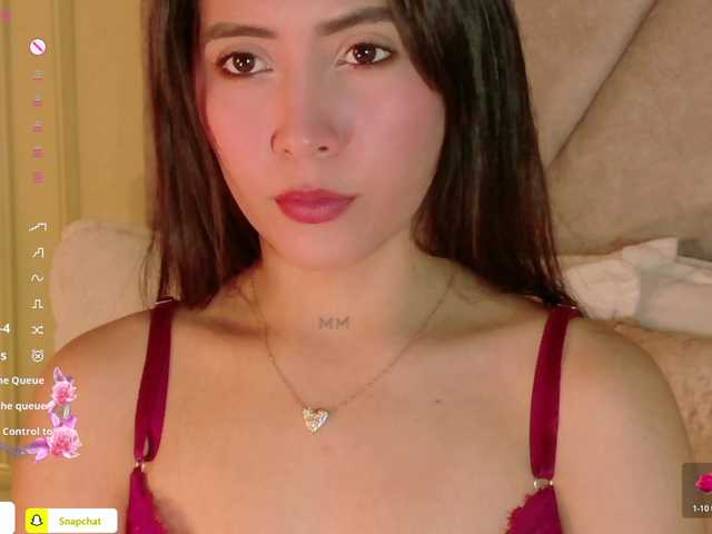 AlannaJoness live cam on BongaCams