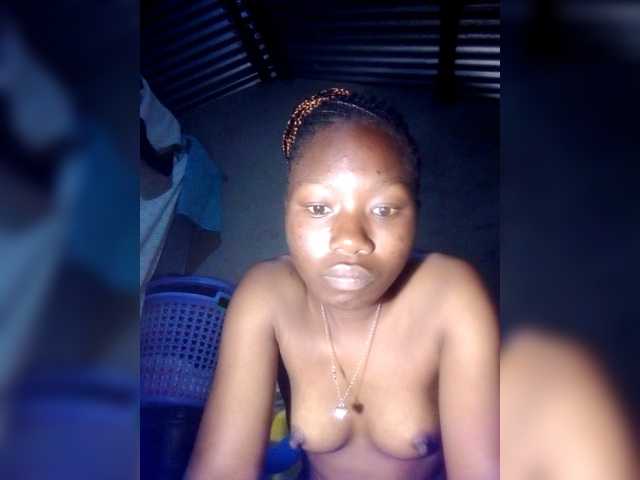 PrincessDee, live now on BongaCams