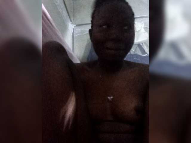 PrincessDee live cam preview