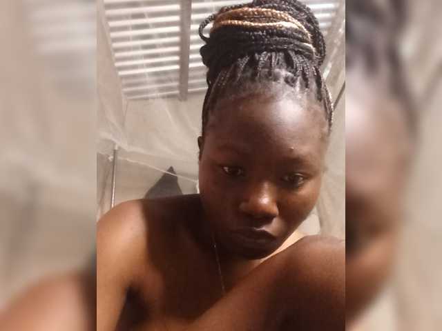 PrincessDee live cam on BongaCams