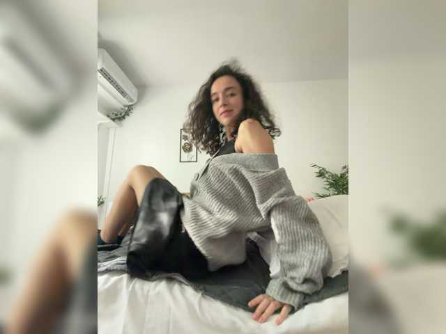 ohhangel, live now on BongaCams