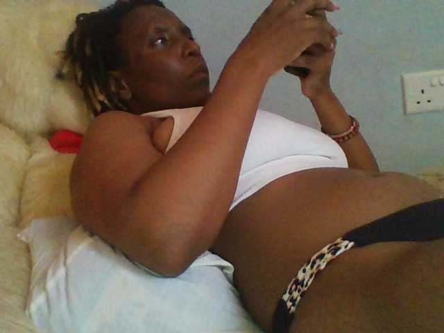 Spotless live cam on BongaCams