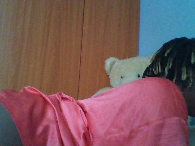 Spotless live cam on BongaCams