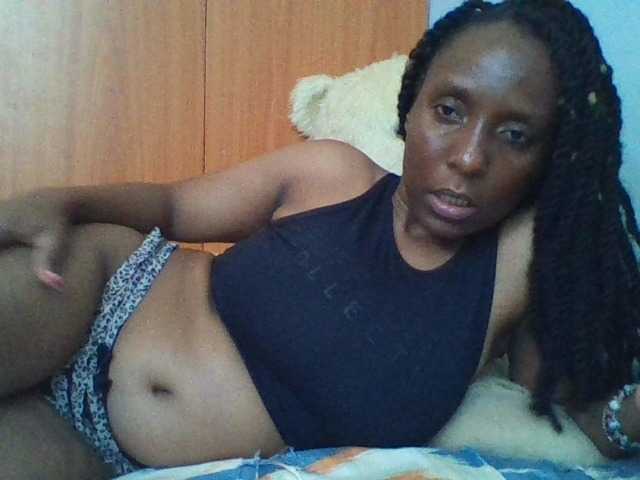 Spotless live cam on BongaCams