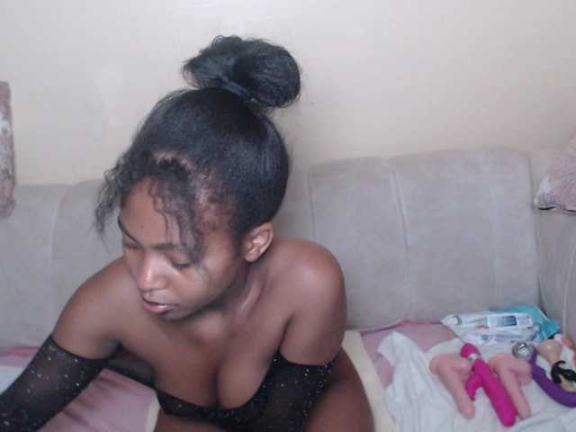 BadLilDoll live cam on BongaCams