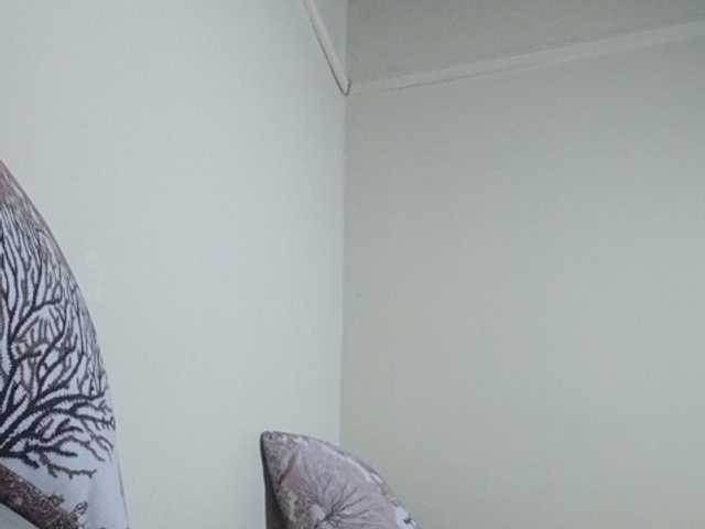 BadLilDoll live cam on BongaCams