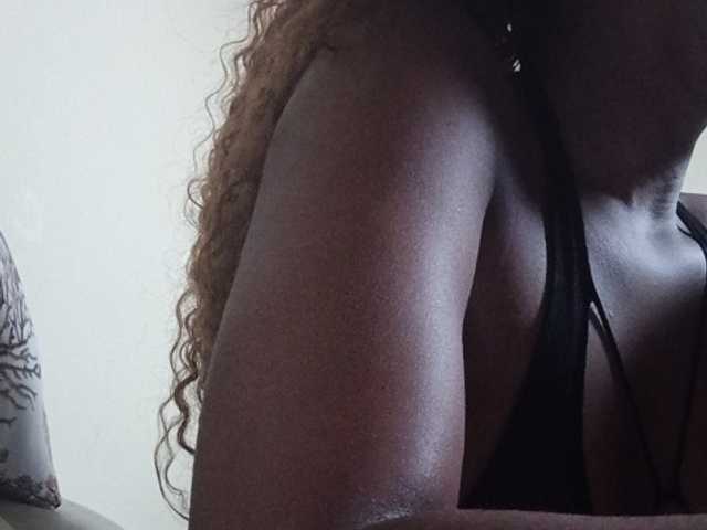 BadLilDoll live cam on BongaCams