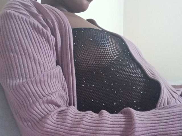 BadLilDoll live cam on BongaCams