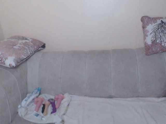 BadLilDoll live cam on BongaCams