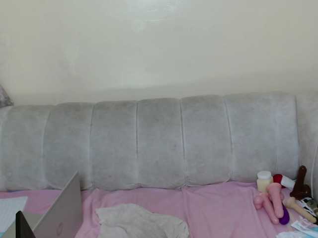 BadLilDoll live cam preview