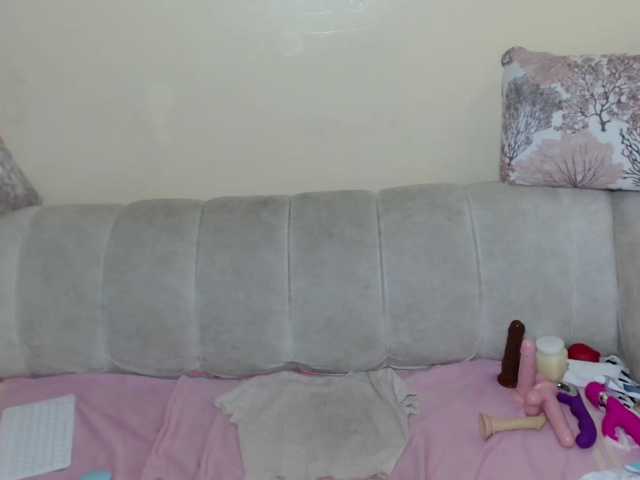 BadLilDoll live cam preview
