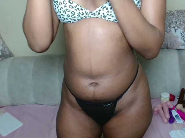 BadLilDoll live cam preview