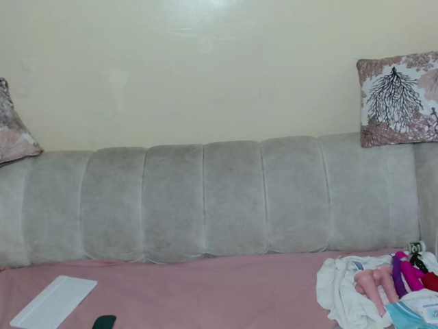 BadLilDoll live cam on BongaCams