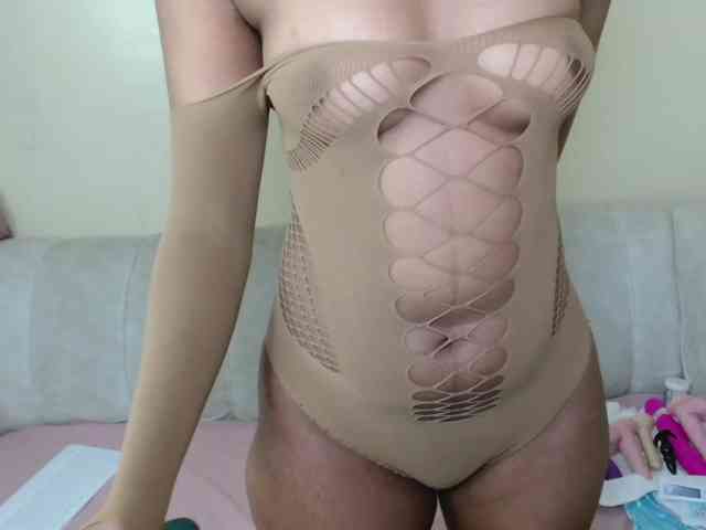 BadLilDoll webcam