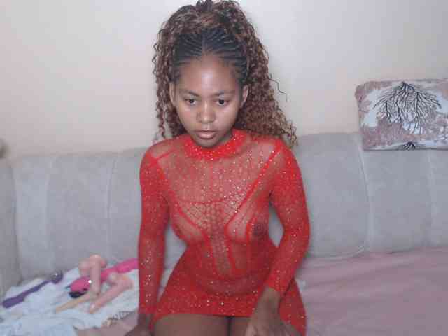 BadLilDoll webcam