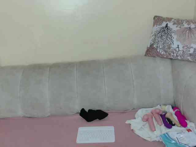 BadLilDoll webcam