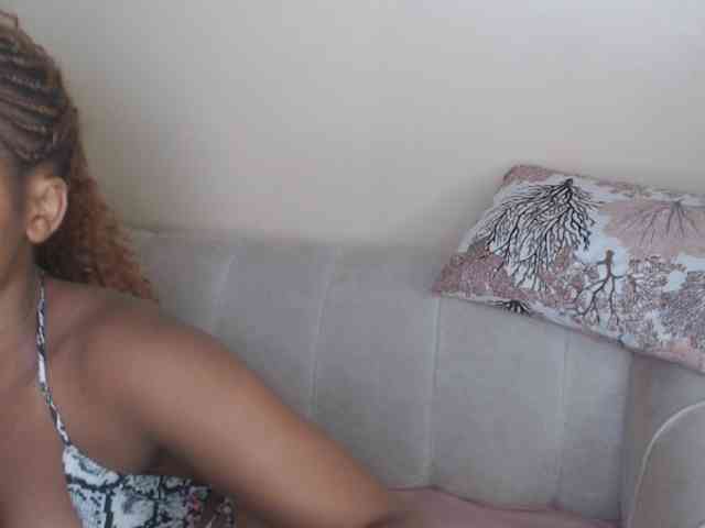 BadLilDoll webcam