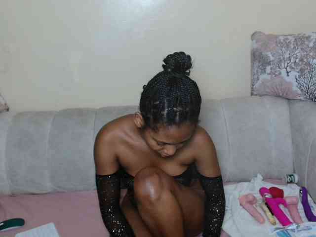 BadLilDoll webcam