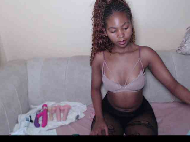 BadLilDoll webcam