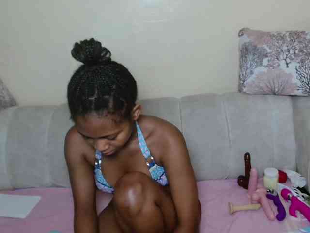 BadLilDoll webcam