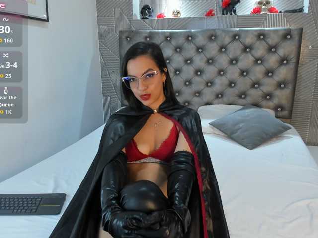 ShallomMuse live cam on BongaCams