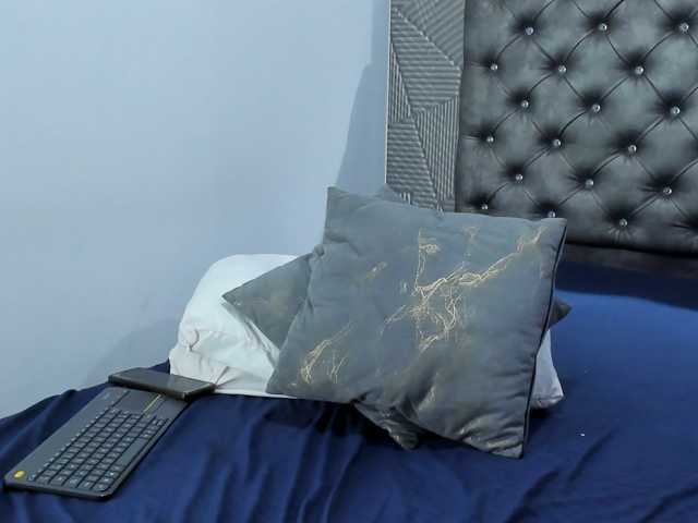 ShallomMuse live cam on BongaCams