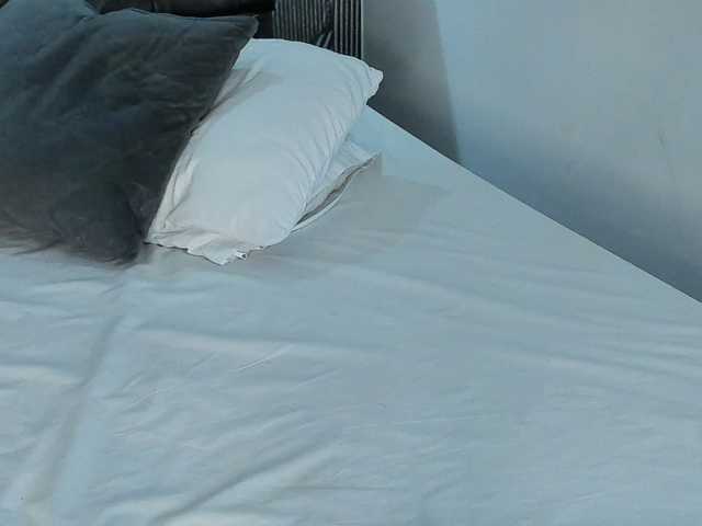 ShallomMuse live cam on BongaCams