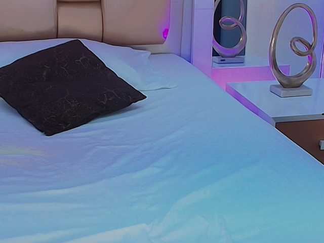 ShallomMuse live cam on BongaCams