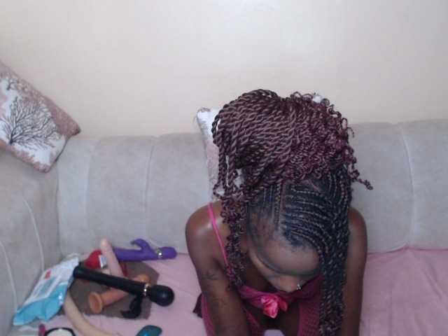 Lustelle live cam preview