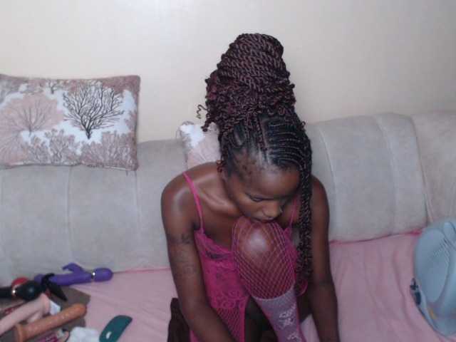 Lustelle live cam preview