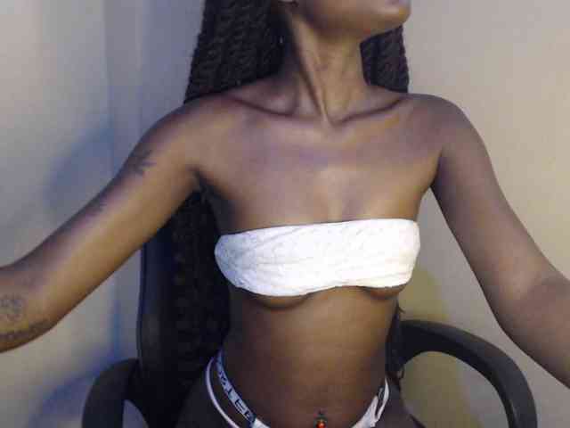 Model: Lustelle