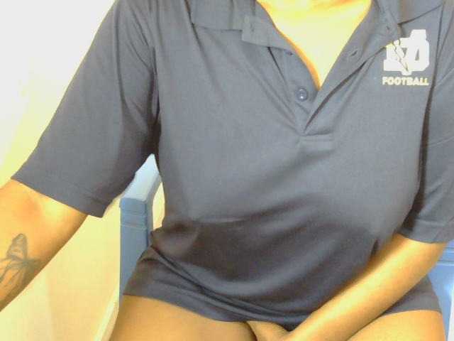 Prettylisah live cam preview