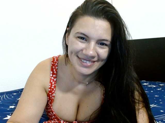 Almaalmy live cam on BongaCams