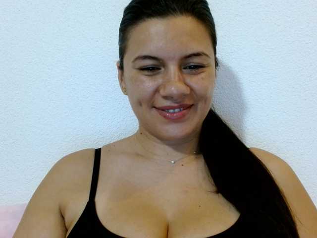 Almaalmy live cam on BongaCams