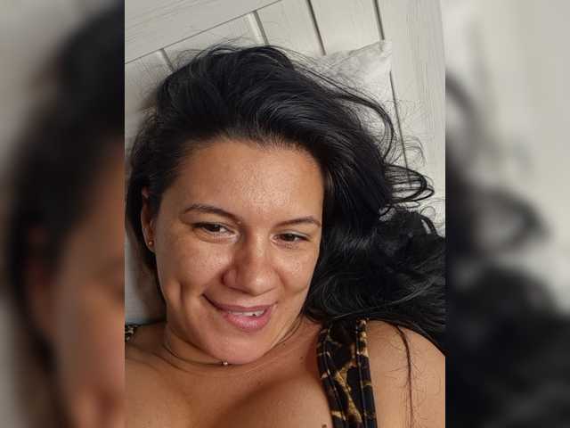 Almaalmy live cam on BongaCams