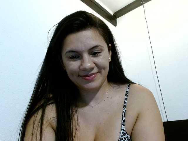 Almaalmy live cam on BongaCams