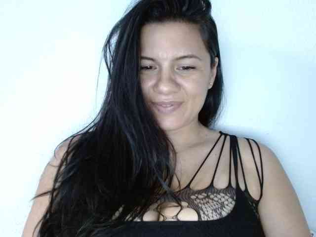 Almaalmy Live Webcam on BongaCams