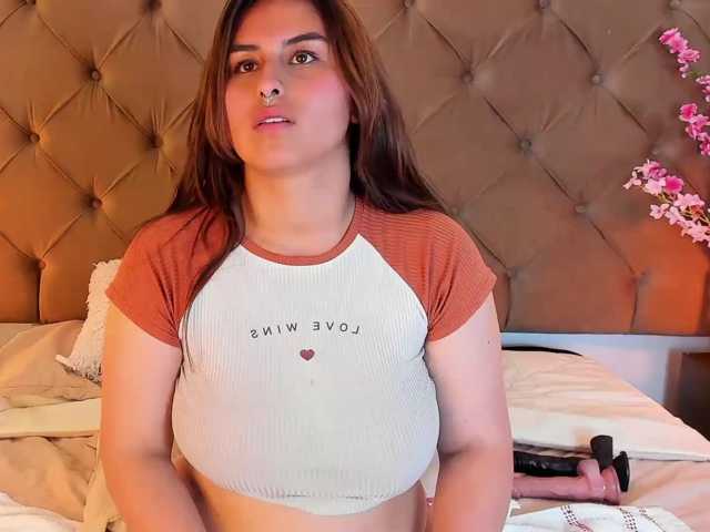 IsaCuper live cam on BongaCams