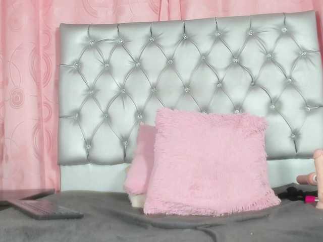 nikadiamon live cam on BongaCams