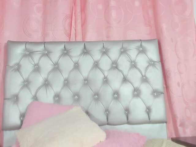 nikadiamon live cam on BongaCams