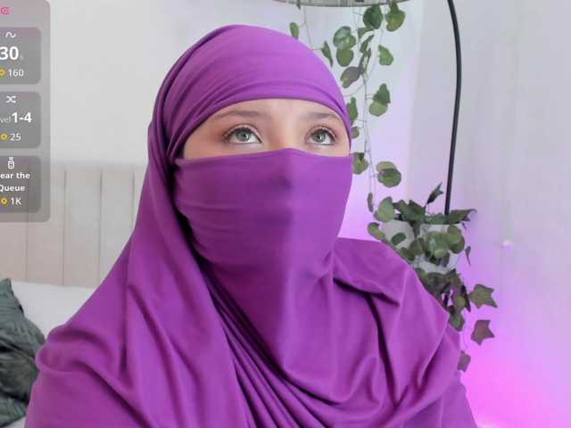 maysanoor live cam on BongaCams
