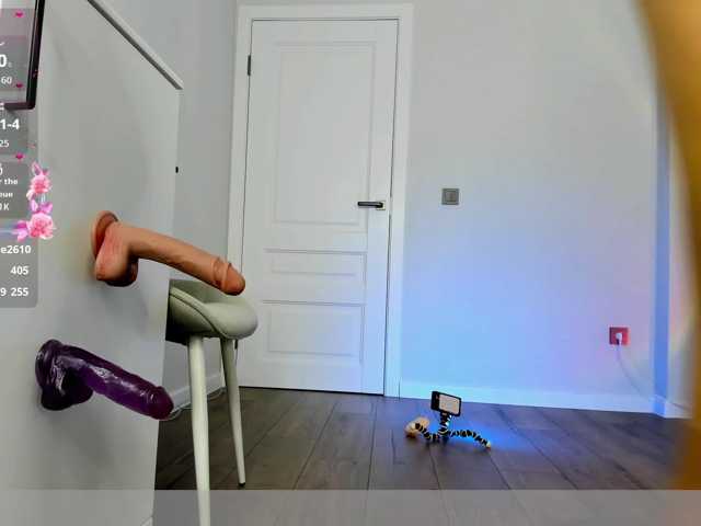 Rosyjune live cam on BongaCams