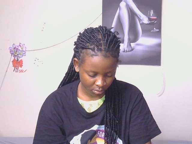 CocoTease33 live cam on BongaCams