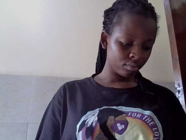 CocoTease33 live cam on BongaCams
