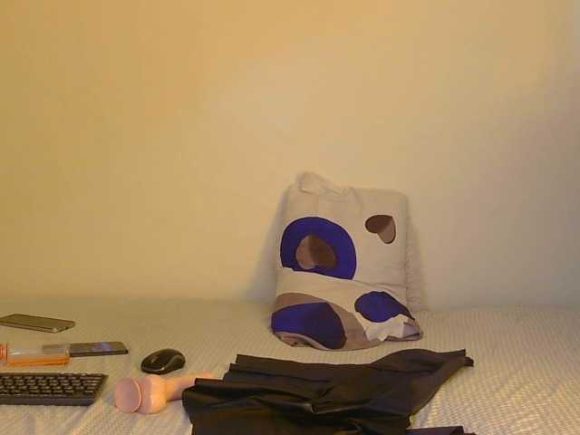 CocoTease33 live cam on BongaCams