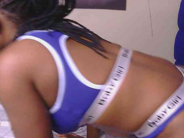 CocoTease33 webcam