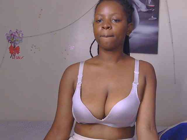 Model: CocoTease33