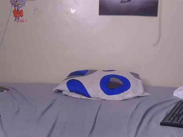 CocoTease33 webcam
