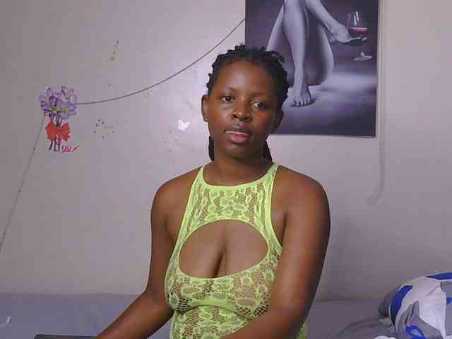CocoTease33 webcam