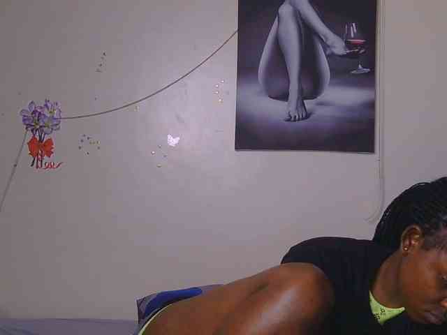 CocoTease33 webcam